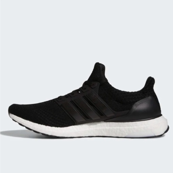 adidas UltraBOOST 5.0 DNA Core Black - Picture 5 of 10